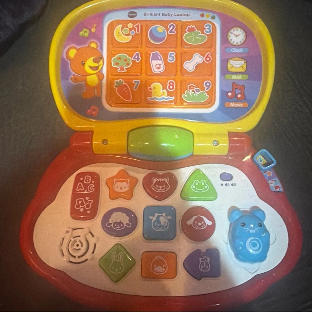 2016 VTech Brilliant Baby‎ Laptop Baby Learning Toy, Lights and Sound Works